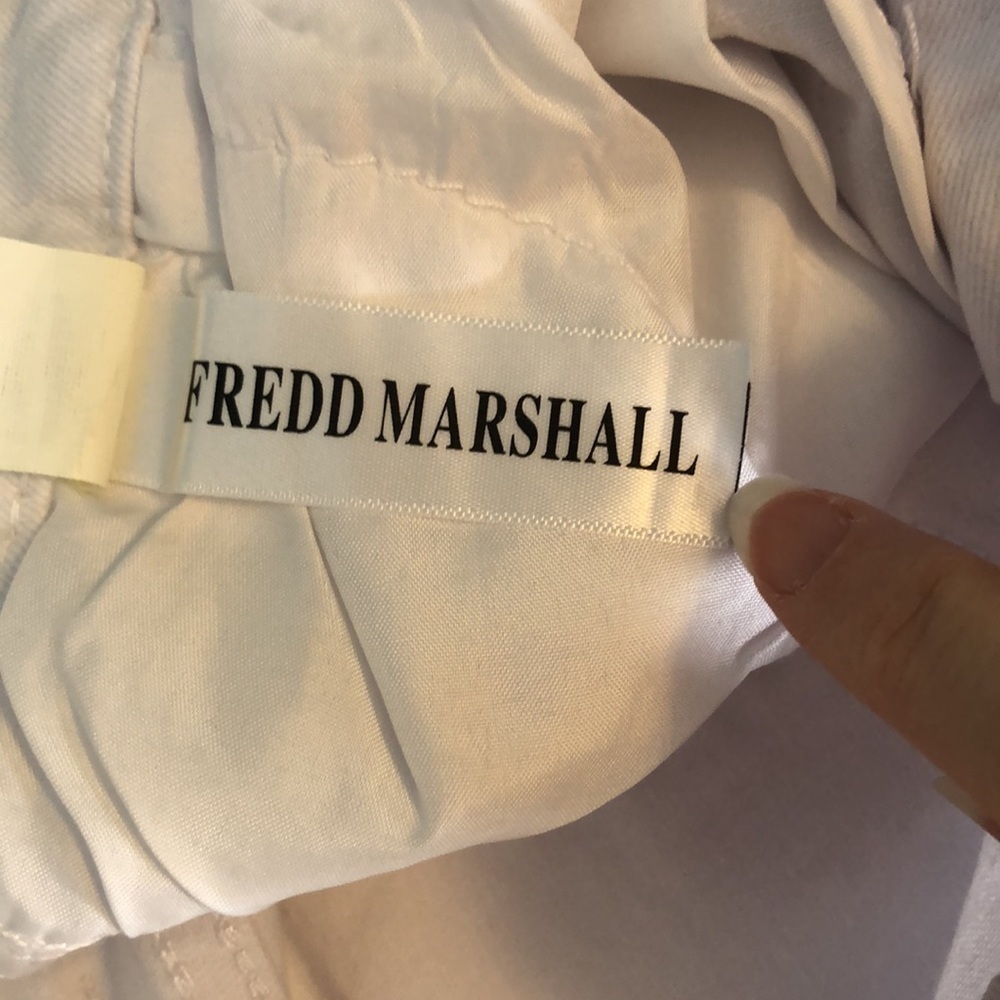 Fredd Marshall Women’s White Cotton Blend 5 Pocket Distressed Zipper Jean Size 7 - Picture 9 of 10